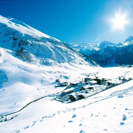 Berghaeusl شقة تكس