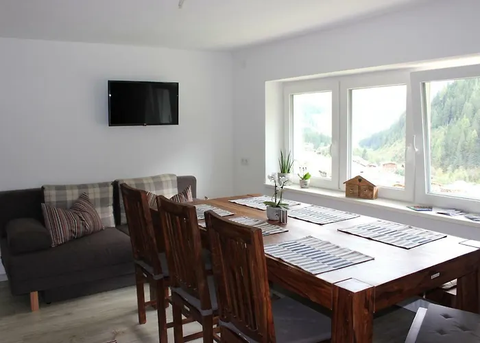 Berghaeusl アパート *