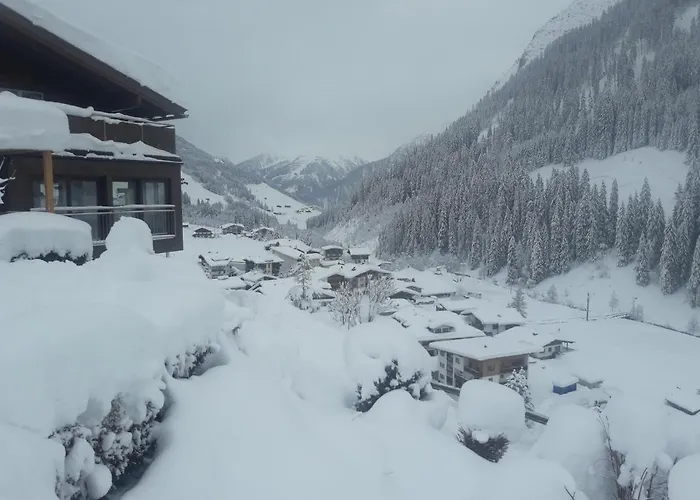 Berghaeusl * Тукс